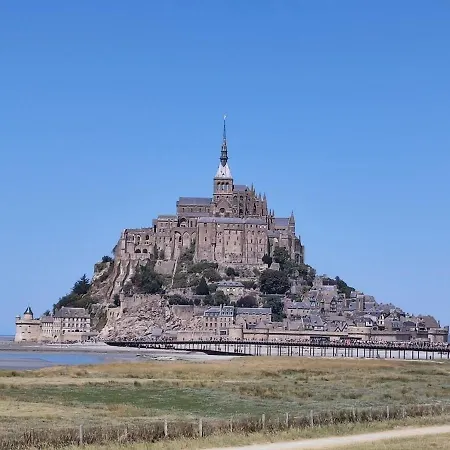 Le Viking Entre Et Terre